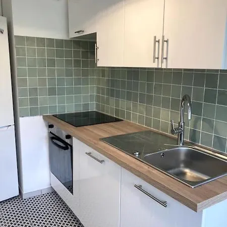 Appartement Porte De Paris Av Garage *