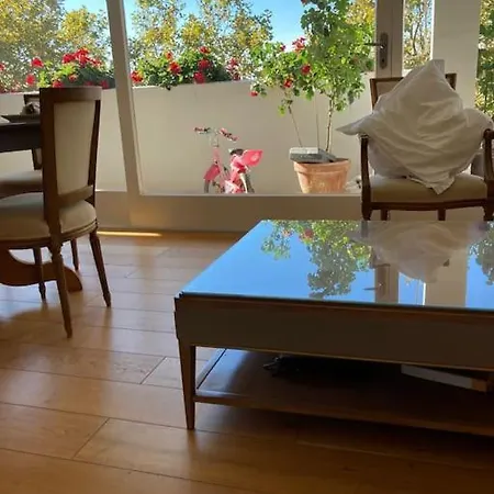 Porte De Paris Av Garage