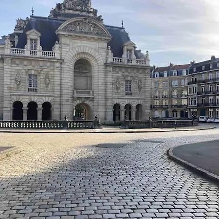 Appartement Porte De Paris Av Garage