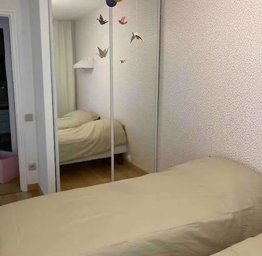 Porte De Paris Av Garage Appartement